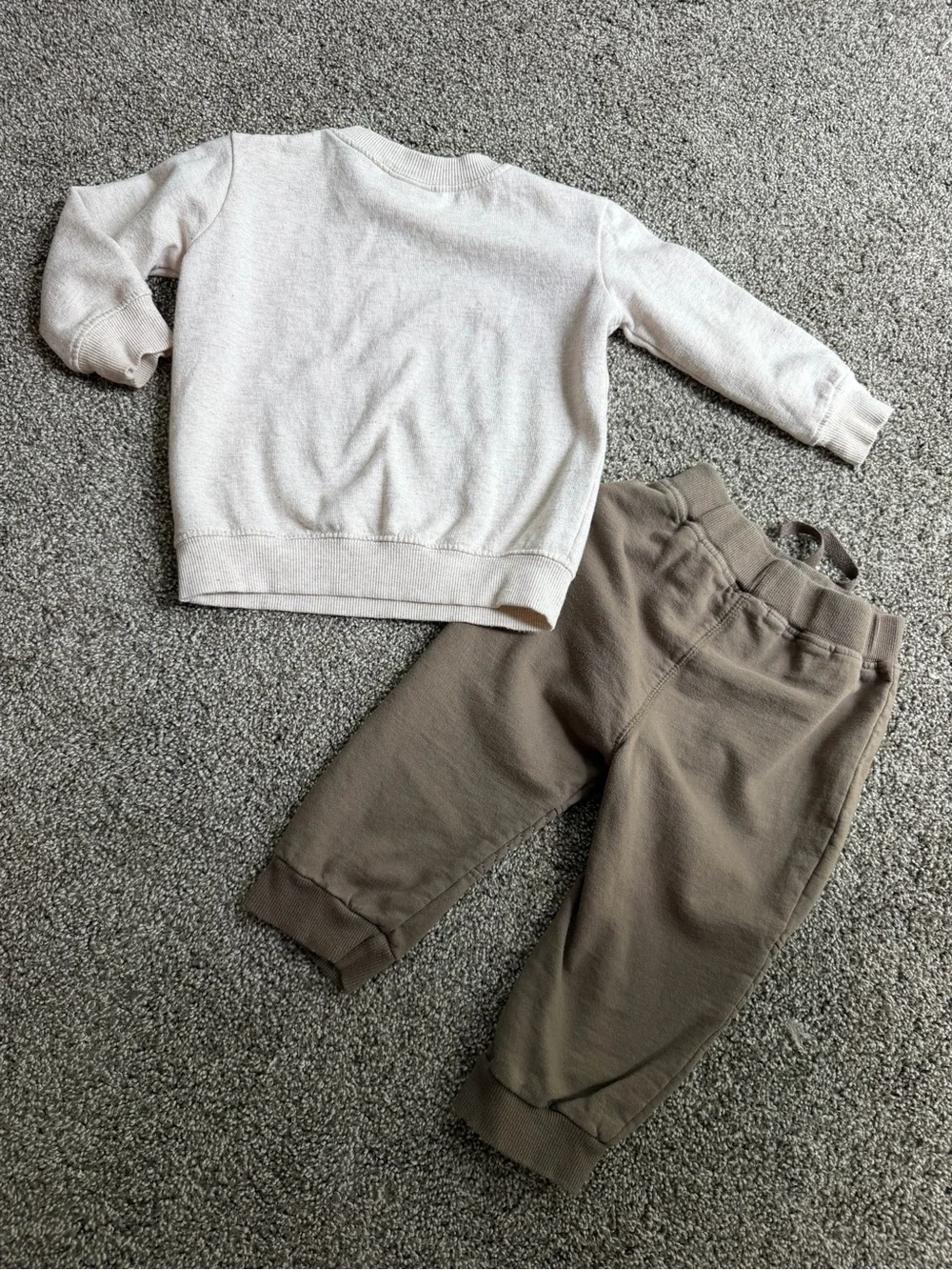 Disney Baby Winnie the Pooh Friends Sweatshirt Jogger Set 18M Neutral